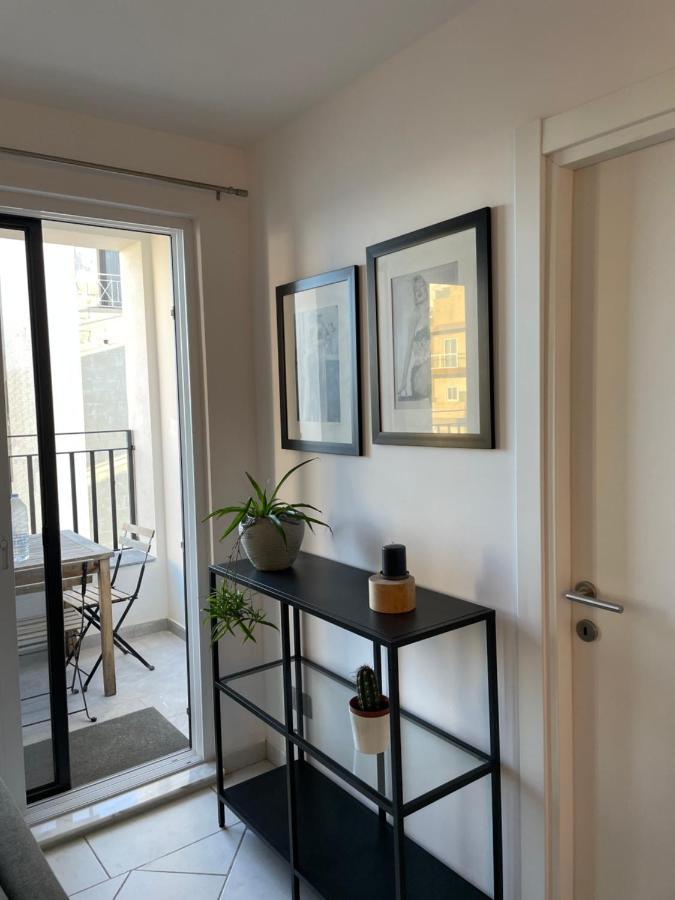 Spacious Seaview Sliema Apt, Steps From Valletta Ferry المظهر الخارجي الصورة