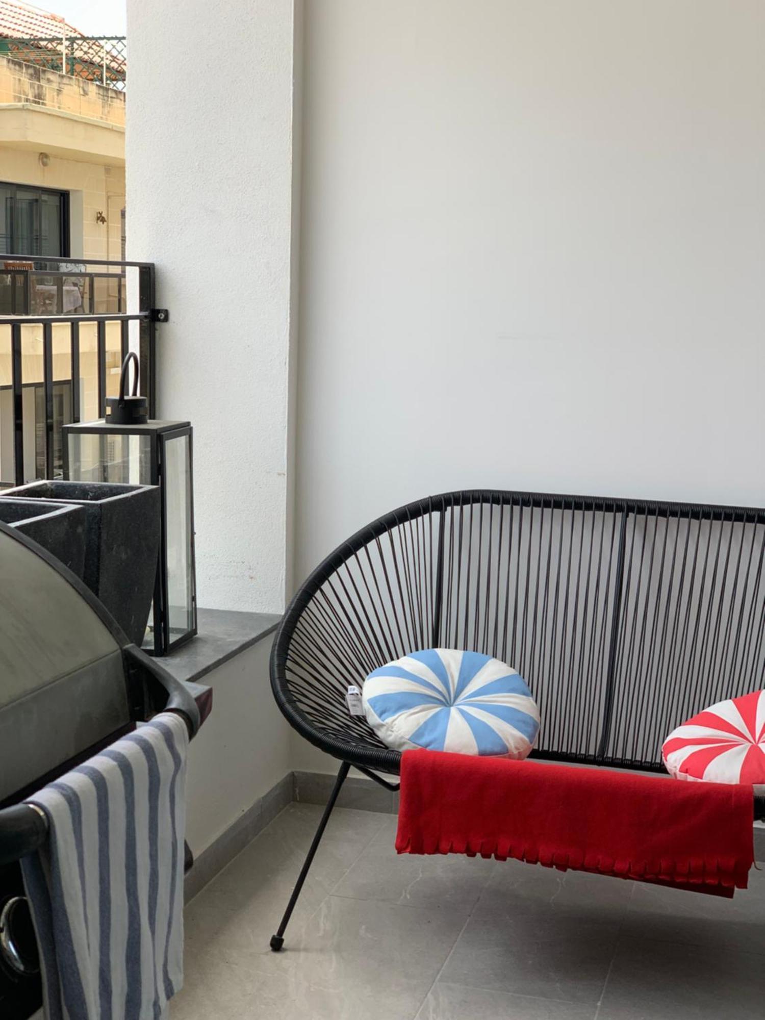 Spacious Seaview Sliema Apt, Steps From Valletta Ferry المظهر الخارجي الصورة