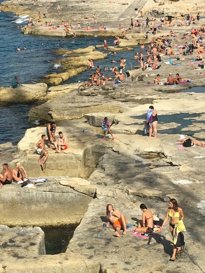 Spacious Seaview Sliema Apt, Steps From Valletta Ferry المظهر الخارجي الصورة